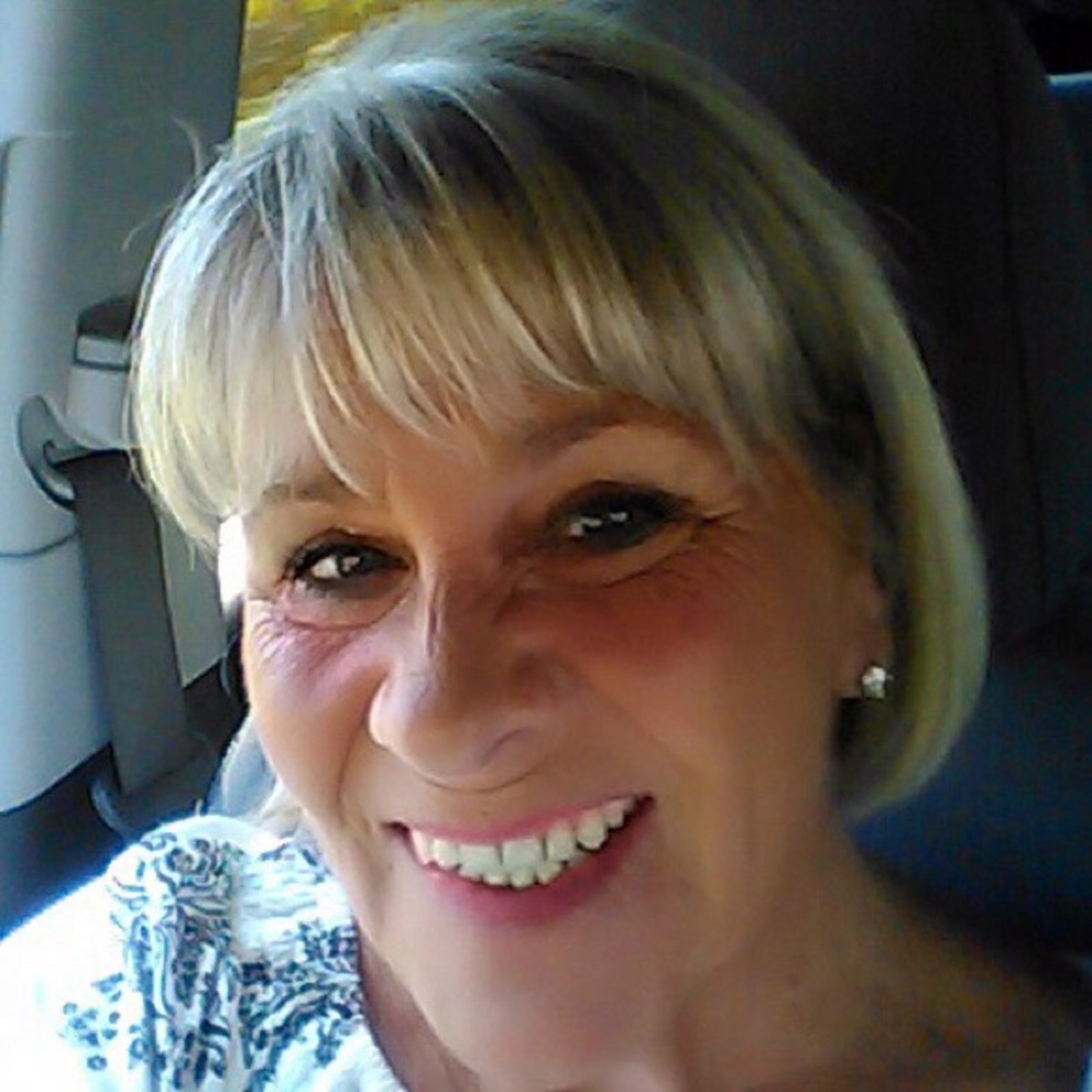 Meet your Posher, Deborah